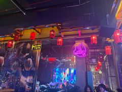 -喜鹊音乐酒馆(西街店)