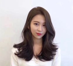-AYO SALON