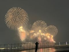 -秋水广场