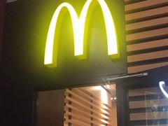门面-麦当劳(杭州西湖银泰百货店)