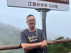 -燕子河大峡谷天坑仙境
