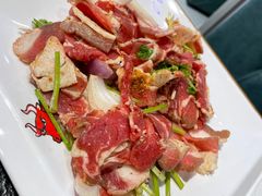 -牛鲜盛齐齐哈尔烤肉(曹路店)
