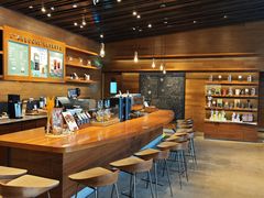 -星巴克臻选(广州高德置地秋广场店)