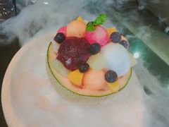 -莓园冰淇淋店