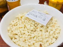 本人亲手掰的馍-清真·马洪小炒泡馍馆(钟楼回民街店)