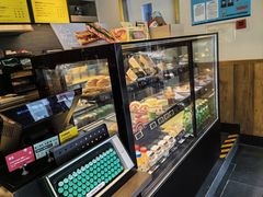 -星巴克(西藏路店)