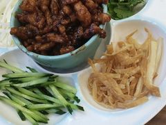 -合合春饼·酱骨·东北菜(潘家园店)
