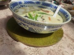 极品鱼头皇-山外山·林语花园餐厅