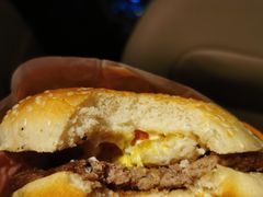 鱼跃龙门皇堡-汉堡王(万泰街店)