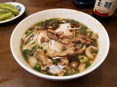 -矮子粉店1985·长沙米粉(湘春路店)