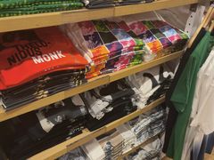 -优衣库(海口秀英万达广场店)