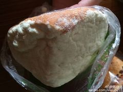 奶酪雪包-花园饼屋·吐司蛋糕面包(星海店)