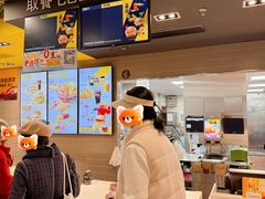-麦当劳(轻轨曹杨路店)