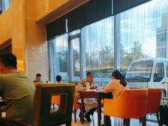-东西风牛排馆周末烧烤自助(首都机场希尔顿店)