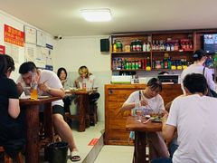 大堂-宝瑞门钉肉饼店