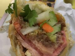 -Bánh Mì Huynh Hoa