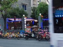 -夜猫子串吧·龙虾.江西小炒(万塘路店)