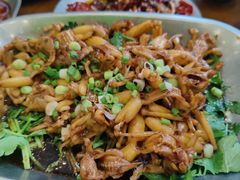 -三叔特色自贡菜(中海国际店)