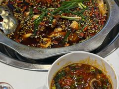 -乡土特色.冷锅鱼.牦牛肉汤锅