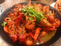 精品麻辣百味龙虾-骄傲de小龙虾 · 全羊馆(新北万达店)