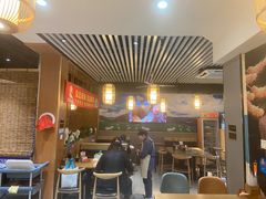 大堂-大头亮羊汤烩面·河南非遗(良乡总店)