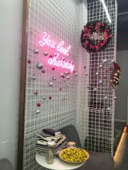 -茶发Salon·烫发染发理发