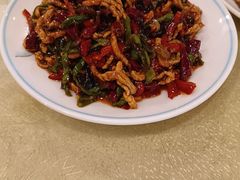 -鹤乡东北菜(崮山路店)