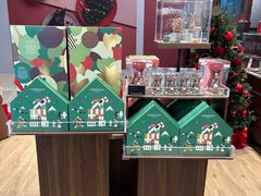 -Laderach 莱德拉(上海环贸iapm店)