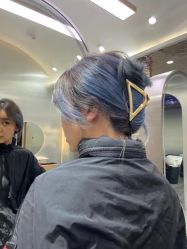 -Tloml salon