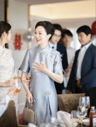 -禾米旗袍妈妈装礼服定制(嘉业国贸店)