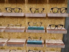 -MUJOSH木九十眼镜(月星环球港B1店)