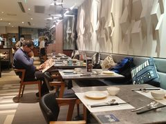 -港丽餐厅(龙之梦长宁店)