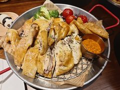 -埠口精酿夜景餐酒吧· BREWPORT BISTRO(长嘉汇重庆之眼店)