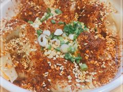 -八二小区抄手(龙湖上城天街店)