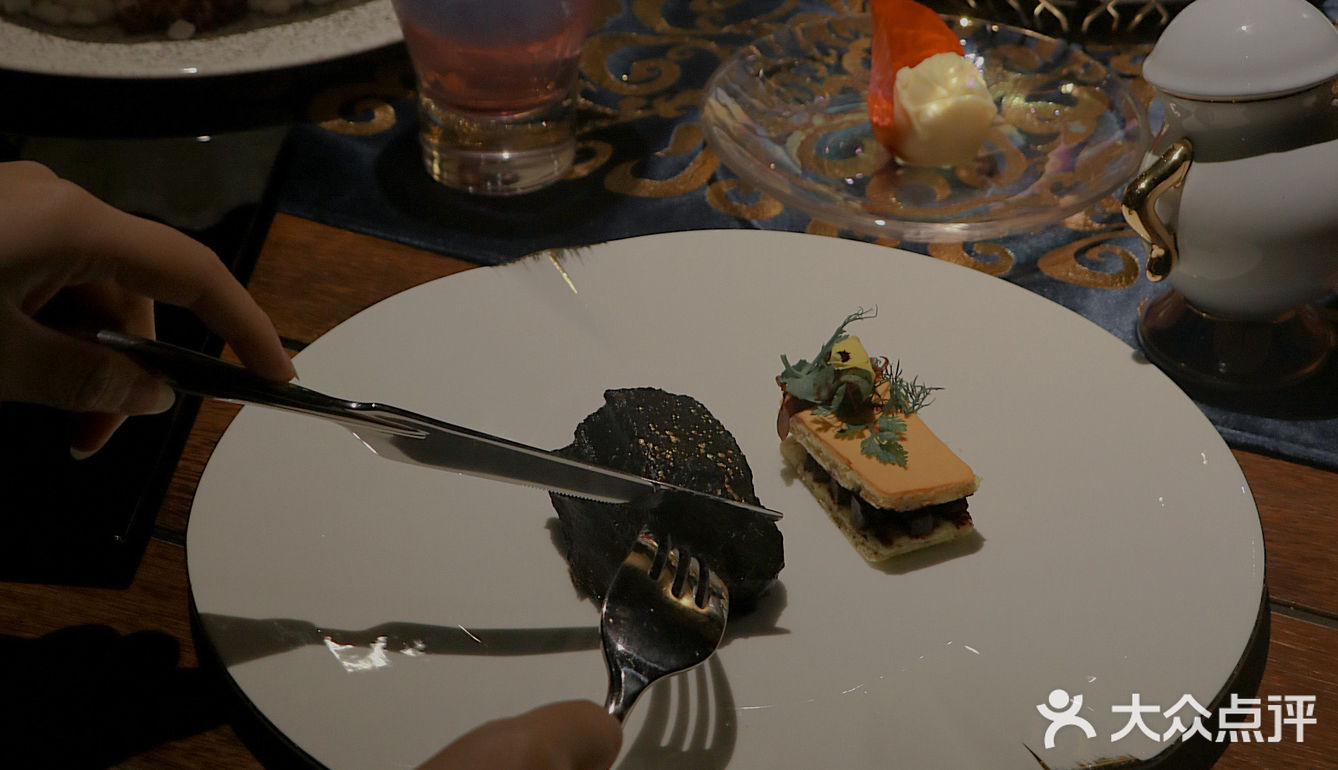 南京| 首家童话主题西餐🍽公主们快回家📣