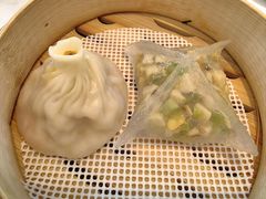 蟹粉小笼-海味观(老西门店)