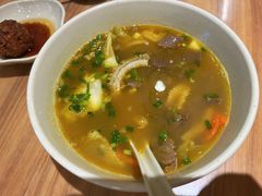 -佬钱湾仔(衣裳街店)