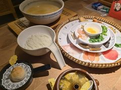 -上坐过桥米线(顺城店)