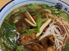 -镇南锅盖面馆(解放路店)