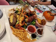 -水桶王国主题餐厅·聚会·生日派对·亲子活动·家庭套餐(亚龙湾希尔顿店)