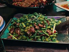 小炒黄牛肉-醉小酒馆·川菜·江湖菜·重庆菜(观音桥旗舰店)