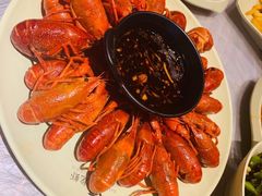 -巴厘龙虾·榜首油焖大虾(音乐学院·沿江酒馆店)