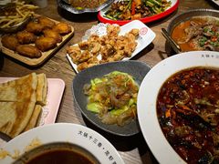 -叶派龙虾•招牌香辣蟹·海鲜(中海国际店)