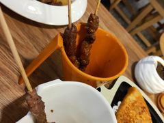 鲜烤羊肉串-隆门客栈·西北小吃手工面(丰盛町商业步行街店)