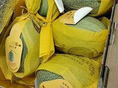 -上海龙吴水胜海发市场