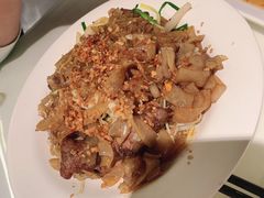 -新大咀港式茶餐厅(宝山万达店)