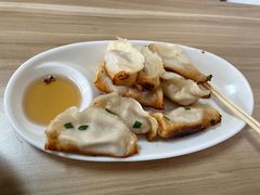 -胖子锅贴(双阳路111弄店)