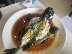 -覃记海鲜美食餐厅