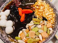 冰粉-菌子鲜汤野生菌锅