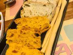 面包干-安妮意大利餐厅(世贸天阶店)